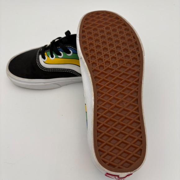 Vans Authentic Refract Rainbow Skate Shoes W 6.5 / M 5 Black‎ Low Top Sneakers - Picture 6 of 11